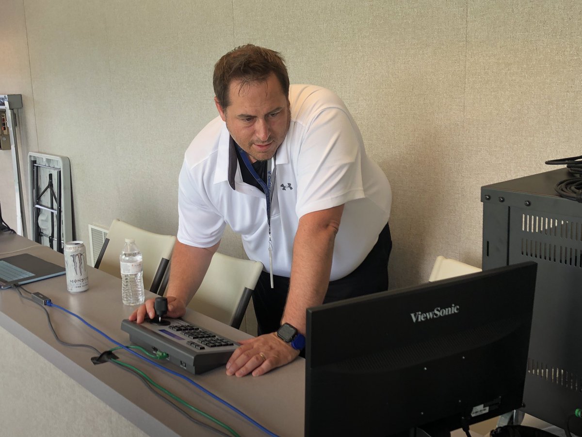 FalconEdTech's tweet image. After months of planning, graduation day is finally here! Check out our live stream on the CLSD website. Good luck to the Class of 2021 #FalconPride #CCstrong