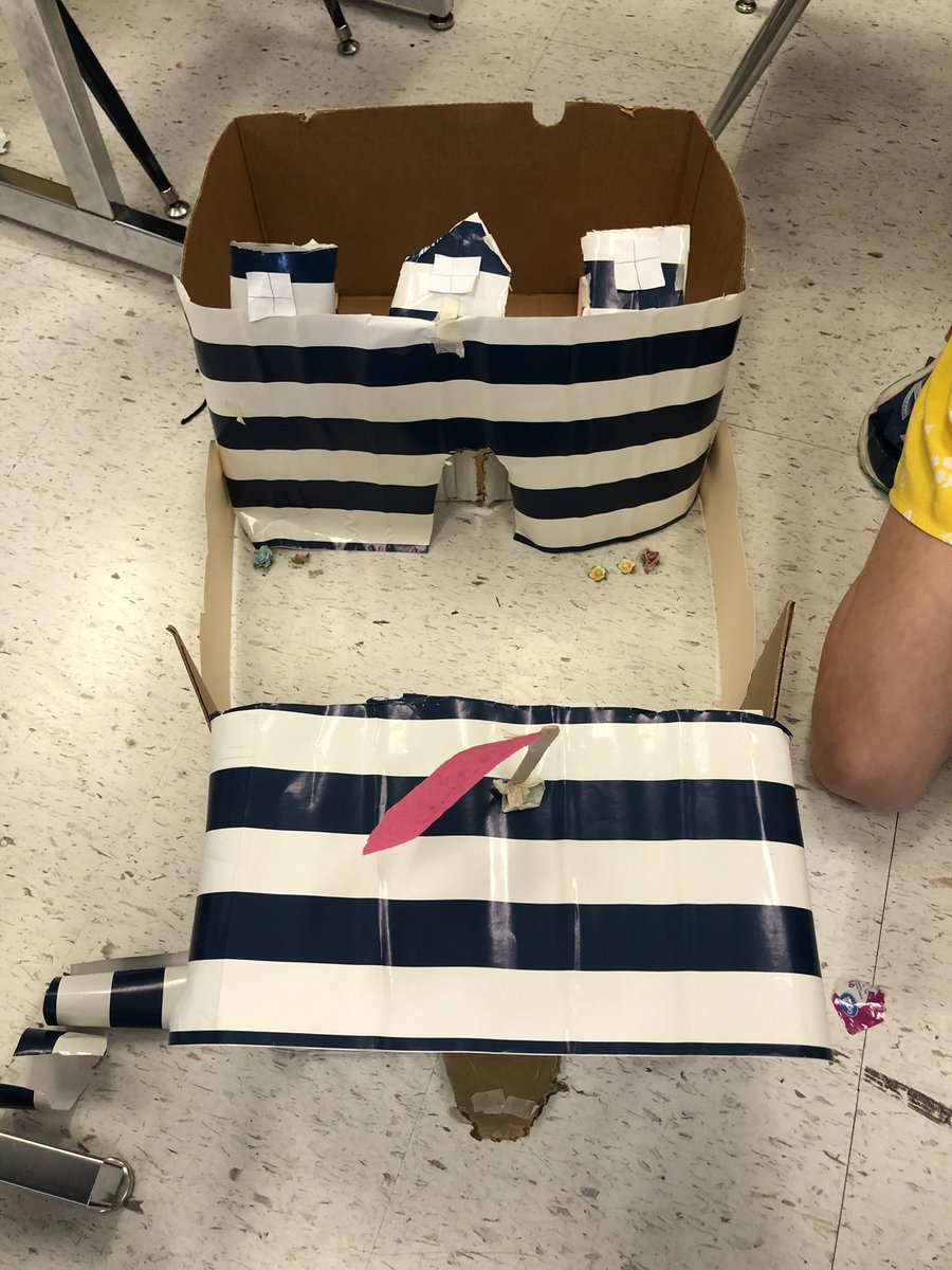 KristinaLodes's tweet photo. Build a castle for Cinderella challenge, the students nailed it! #celearns #fhsdlearns #STEM https://t.co/qQ1KkXauAx