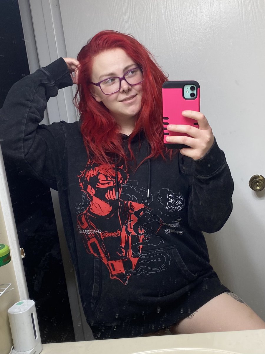 Aloe197's tweet photo. Thank you for the restock @CORPSE It just came in today and I couldn’t be happier 🖤🖤🖤 https://t.co/dcVgExFNY0