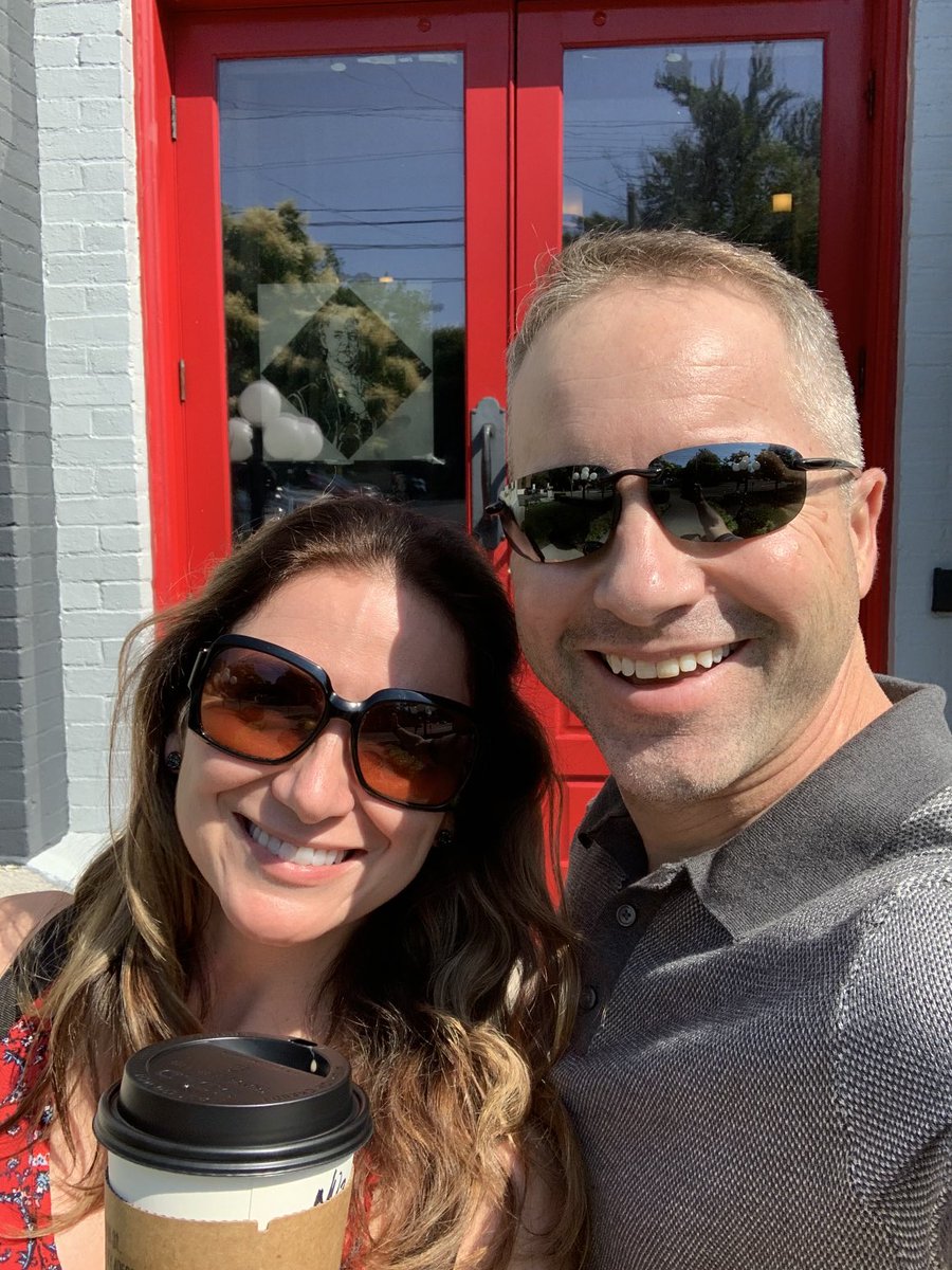 AlexKinchen's tweet photo. Celebrating 27 amazing years with the beautiful ⁦@gretchenkinchen⁩ Starting the evening off with an awesome experience at ⁦⁦old school coffee! https://t.co/cVutqOxBsl