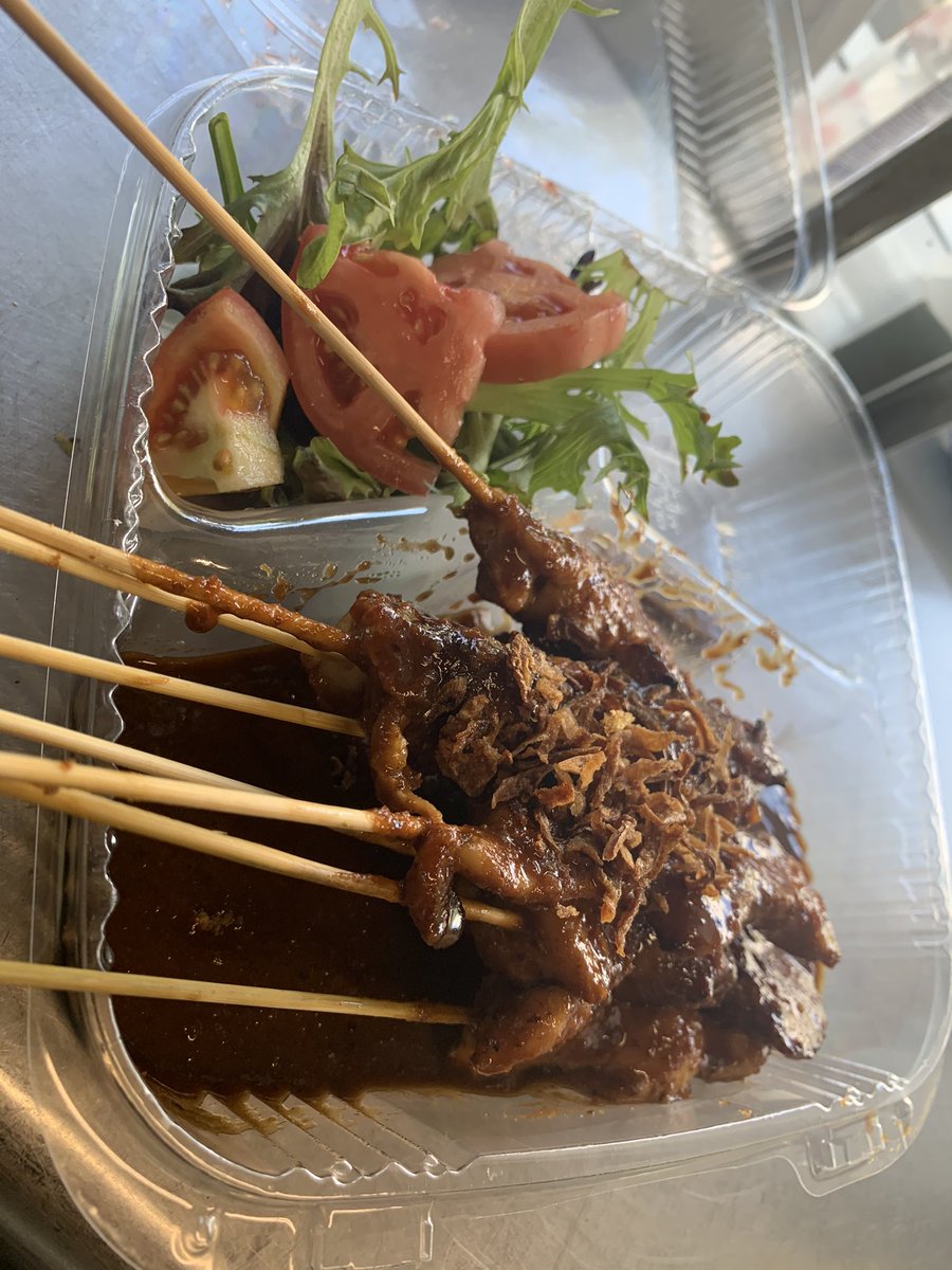 Happy Food truck Friday✌️✌️, find us at @glencarlynfoodtruck  300 S. Kensington St. Arlington we’ll be here till 8pm🕗 pre-ordering site is alive now at SATE.CO🚚🚀