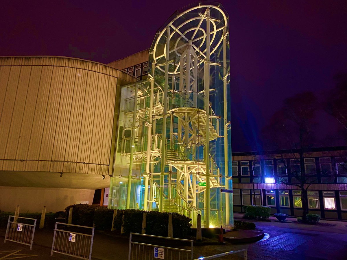 nlcpeople's tweet photo. The Civic Centre illuminated in yellow to raise awareness of palliative care and to celebrate the great work of our local hospices.

Earlier today thousands of primary pupils took part in Wear Yellow Walks to show their support too. #goyellowday

@strathcarron1 @StAndrewHospice https://t.co/Cugm6IyrK8