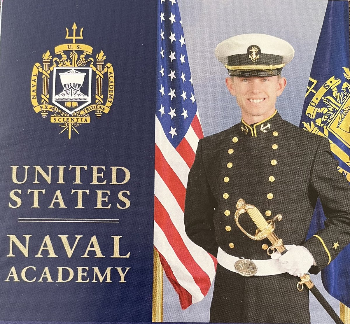 LaMiradaBsball's tweet photo. Congratulations to LM Baseball alum Justin Scroggin. This past week he graduated from the United States Naval Academy. Upon graduation he will be 2nd Lieutenant in the U.S. Marine Corps and begin pilot training! We are so proud of you! #LMFamily https://t.co/t2xLNsLETC