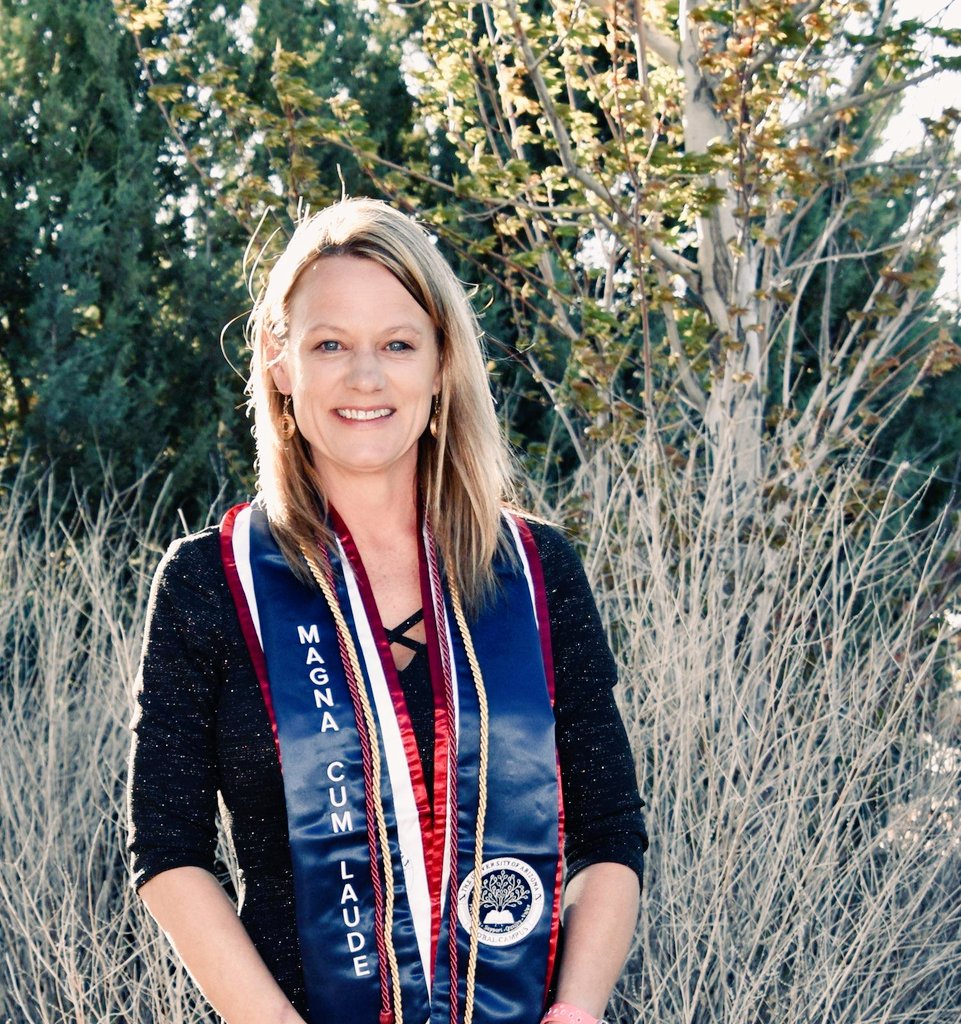 The weekend of celebration is here! #UAGCgrad21 <a href="/UAZGlobalCampus/">UAGC - The University of Arizona Global Campus</a>