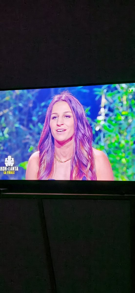 OdiousTwittos's tweet photo. Après mask singer, deuxième finale pour #larousseau #KohLanta https://t.co/JPKrIk5YOH