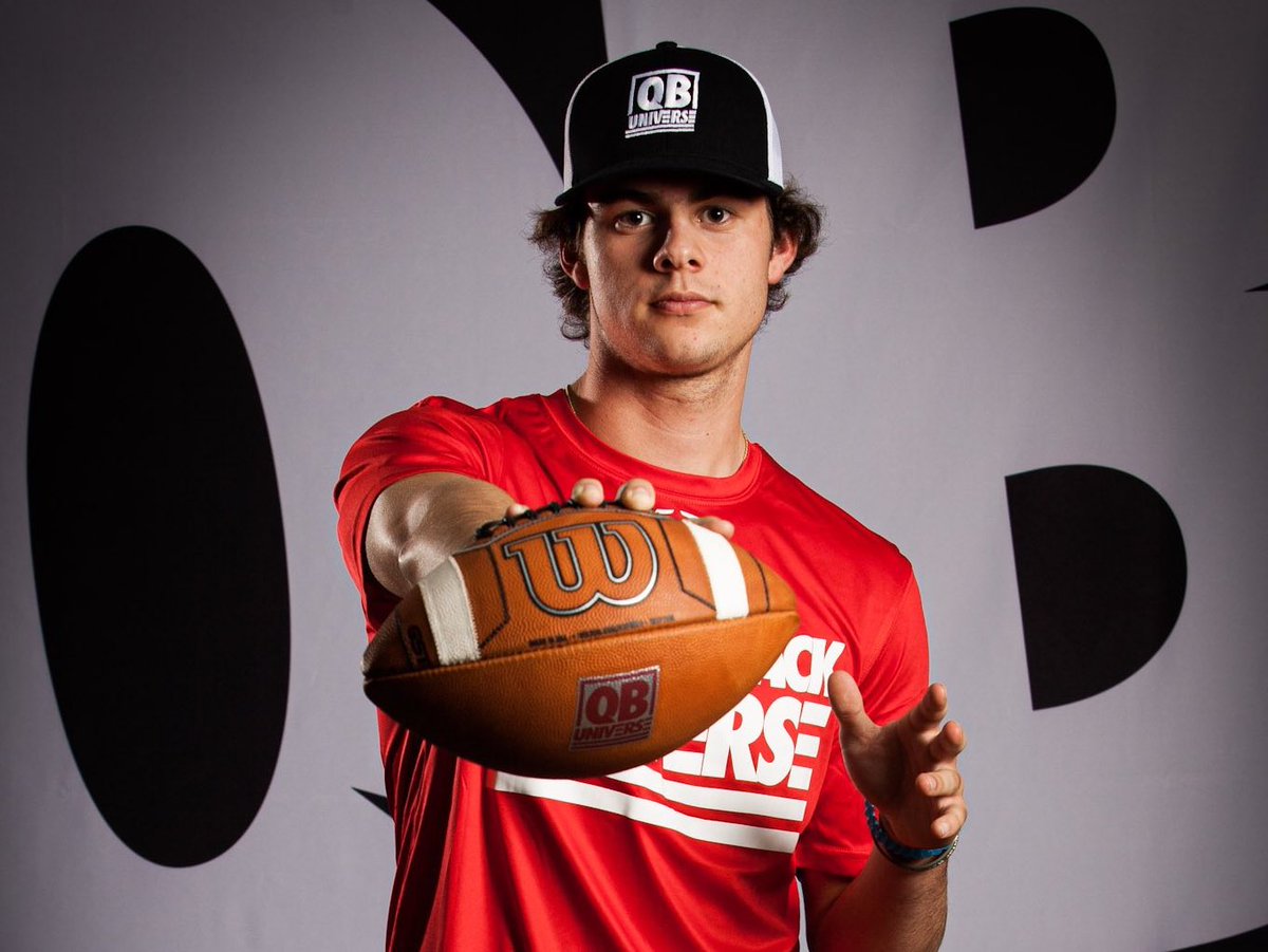 StateChampsIndy's tweet photo. STATE CHAMPS! SCOUT TEAM: @burneystweets’ Ft. Wayne area gridiron watch list >> https://t.co/m7js0MTDo8 

• @jabouhalkah
• @jeffbecker30
• @CrawfordRylan
• @hale_sir
• @thap03
• @HaupertLuke
• @J_wavy72
• @AStew2929
• @Jacktippmann33
• @JordanTurner_11 https://t.co/sjqEkohtCw