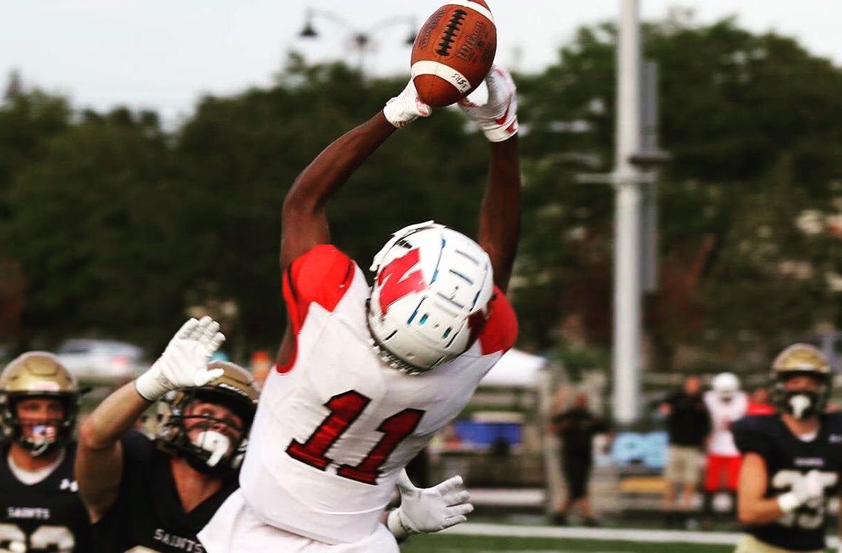 StateChampsIndy's tweet photo. STATE CHAMPS! SCOUT TEAM: @burneystweets’ Ft. Wayne area gridiron watch list >> https://t.co/m7js0MTDo8 

• @jabouhalkah
• @jeffbecker30
• @CrawfordRylan
• @hale_sir
• @thap03
• @HaupertLuke
• @J_wavy72
• @AStew2929
• @Jacktippmann33
• @JordanTurner_11 https://t.co/sjqEkohtCw