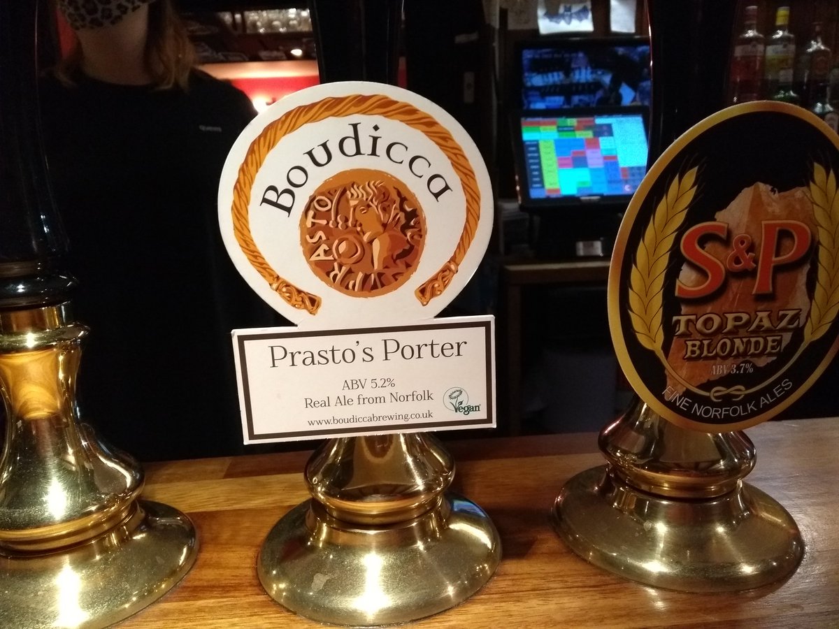 BoudiccaBrewing's tweet photo. #FridayBeerOclock @LionNorwich started with @SP_Brewery Topaz Blonde, then @wintersbrewery (the NZ hopped one that I can't find online!) & our Prasto's Porter. So nice to have v positive comments about our new super smooth, oaty PP. π https://t.co/3kiSwll9Et