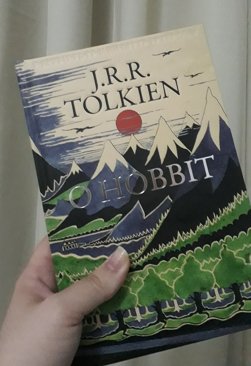 farias_cibelly's tweet photo. É eu que ganhei um sorteio no insta do @shgeeks. Meu aniversário passou mas São José se garantiu no presente 😍❤.
#OHobbit #JRRTolkien #ShGeeks ❤ https://t.co/0XIBYB8XoX