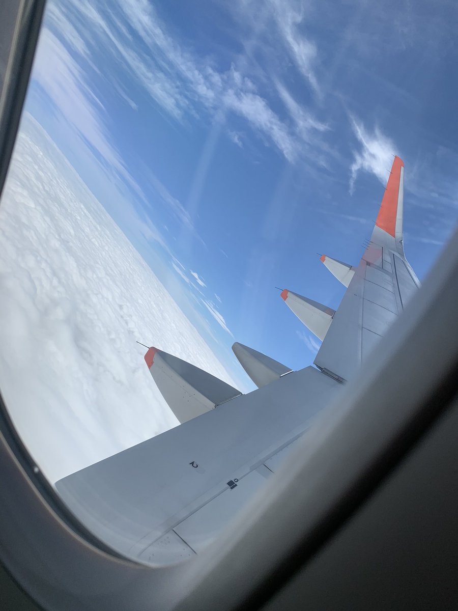 Marico على تويتر 成田空港から高松空港まで着いた 窓側の席から雲海を撮れた 瓦町に向かい とりあえず休める所を 探そう