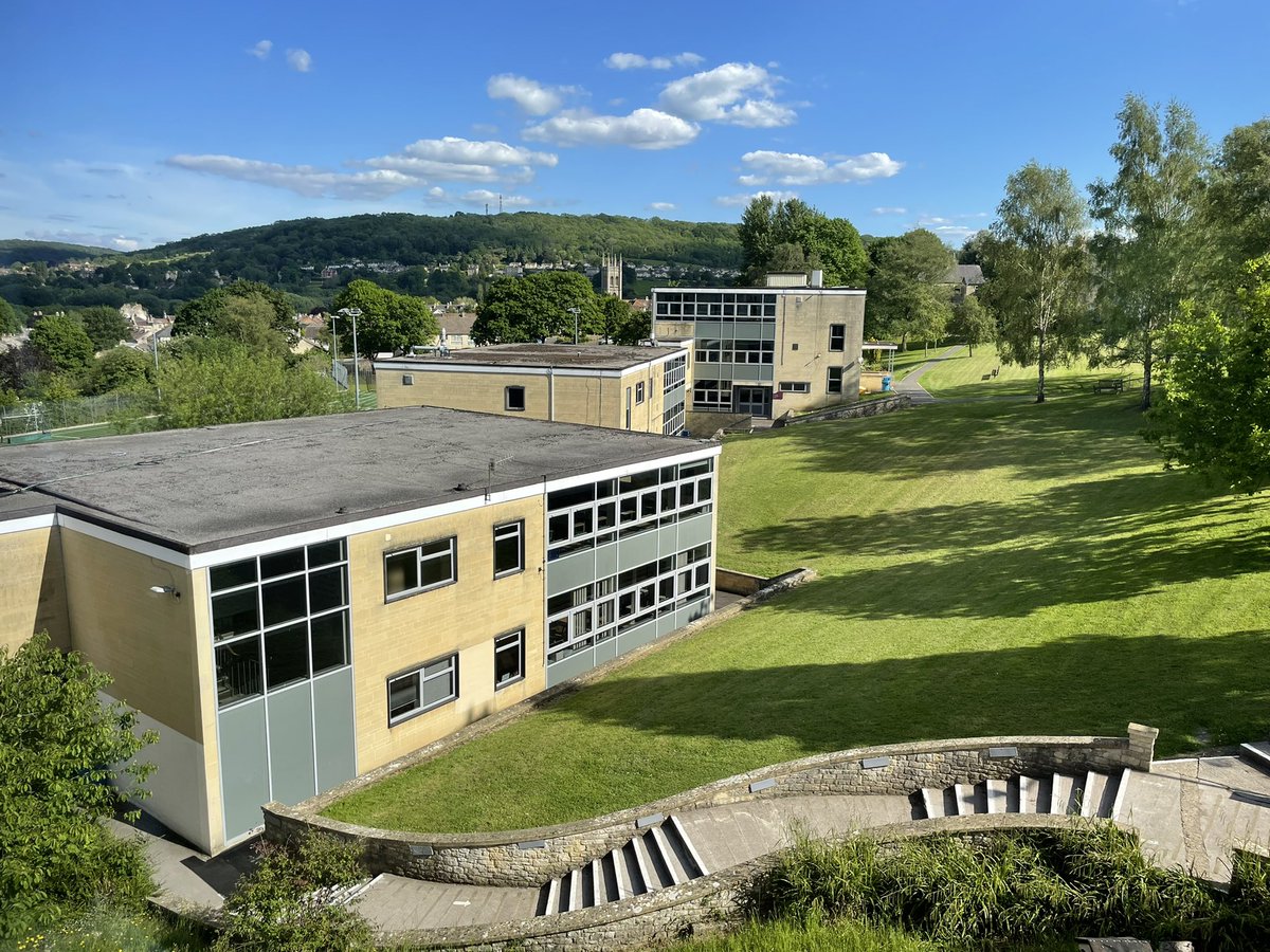 ONFINITYLTD's tweet photo. 36 x @Ubiquiti #wirelessAP installed for a #secondaryschool in Bath this week during half term, providing full #WiFi coverage to a fairly large site with sunny hillside views over #Bath #wirelessinstall https://t.co/l7SdqieMwf