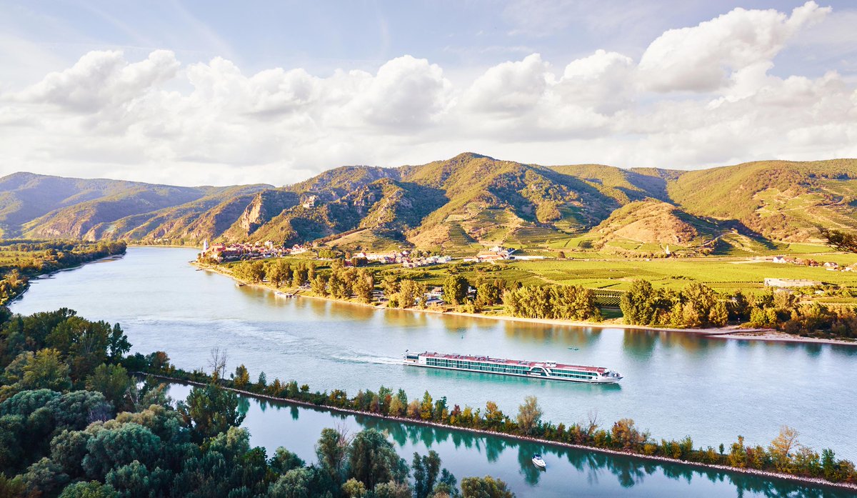 Every traveler knows it's not just about where you go—it's about how you get there. A journey by river is an unforgettable way to experience Europe's most evocative landscapes. ow.ly/mkHa50F3rY6

#SmithsonianJourneys #RiverCruising #Europe #Danube #Rhine #Duoro