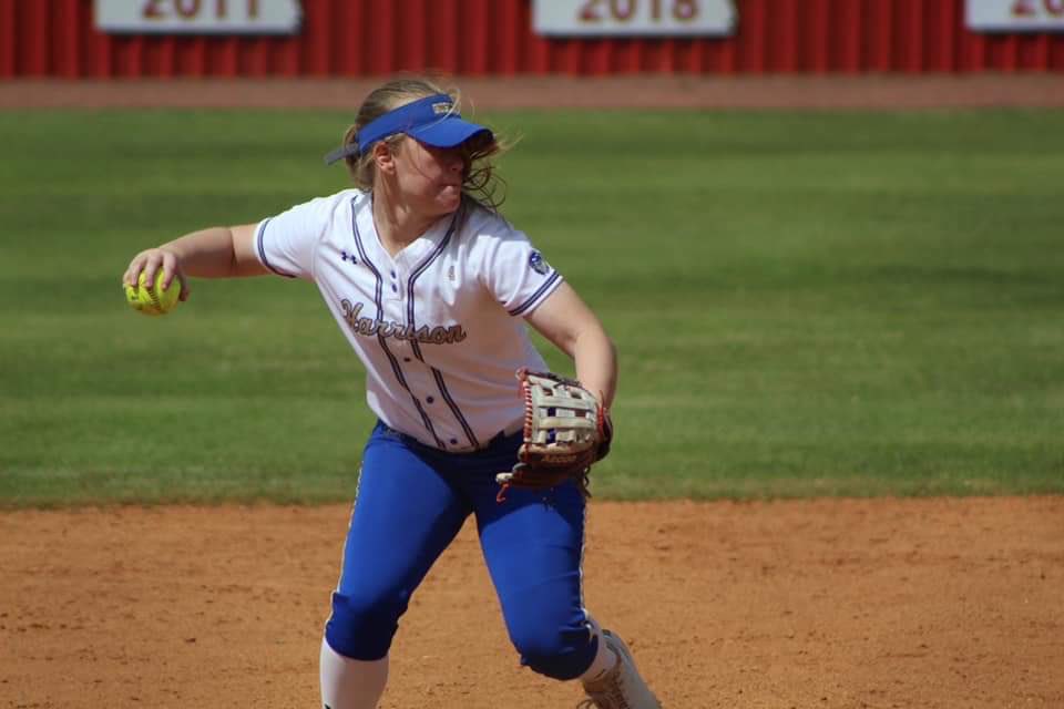 Game day!!🥎 Playing in Conway this weekend. First game tonight at 8:40. Excited for this travel season.