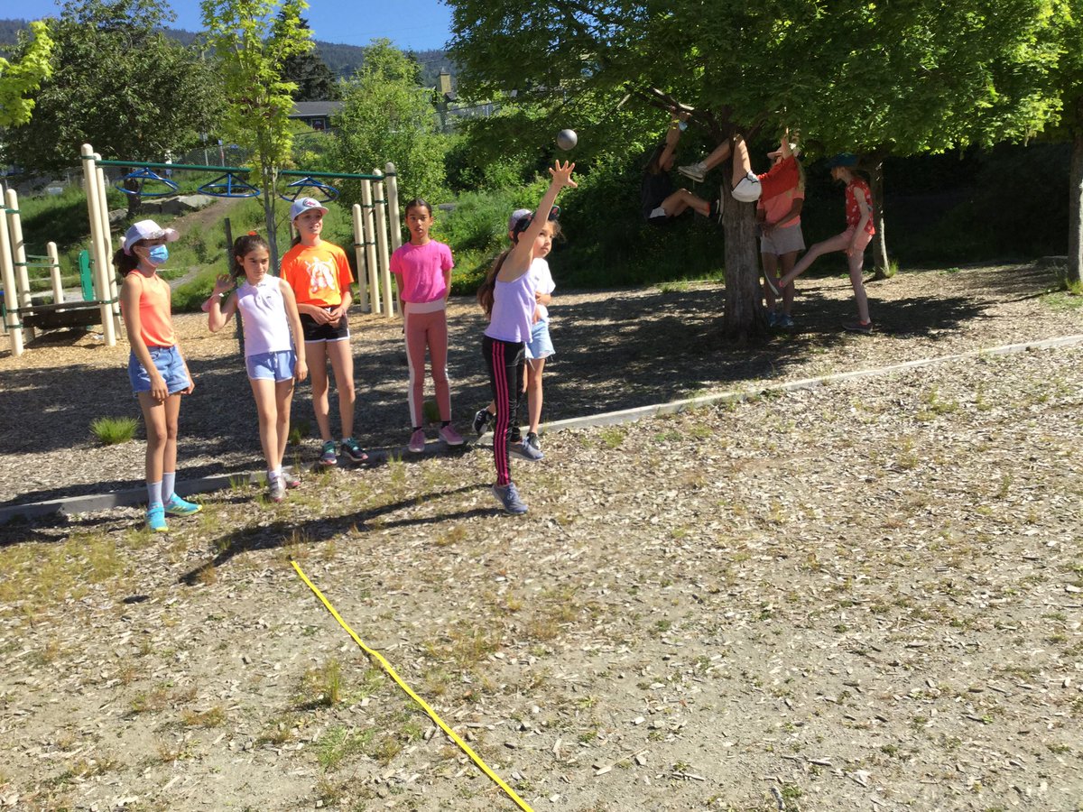 École PJ tweet media