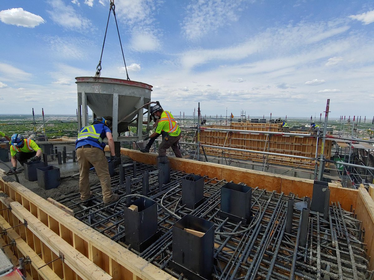 MarwestGroup's tweet photo. Final cap pour at @300MainWinnipeg with #Marwest and @BockstaelCon ! Major milestone for #winnipegstallest at #portageandmain ! Take in that view eh? #winnipegconstruction #skyscraper https://t.co/L6dOMhGWk6