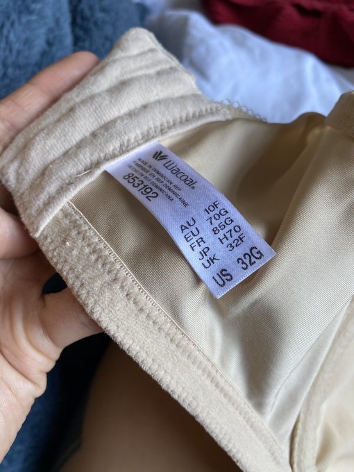 Finally found a grandma bra that gives me all the support I need. When I get tired of carrying my mommy<a href="/tag/throne"class="tags"><span>#throne</span></a><a href="/tag/wishlist"class="tags"><span>#wishlist</span></a>