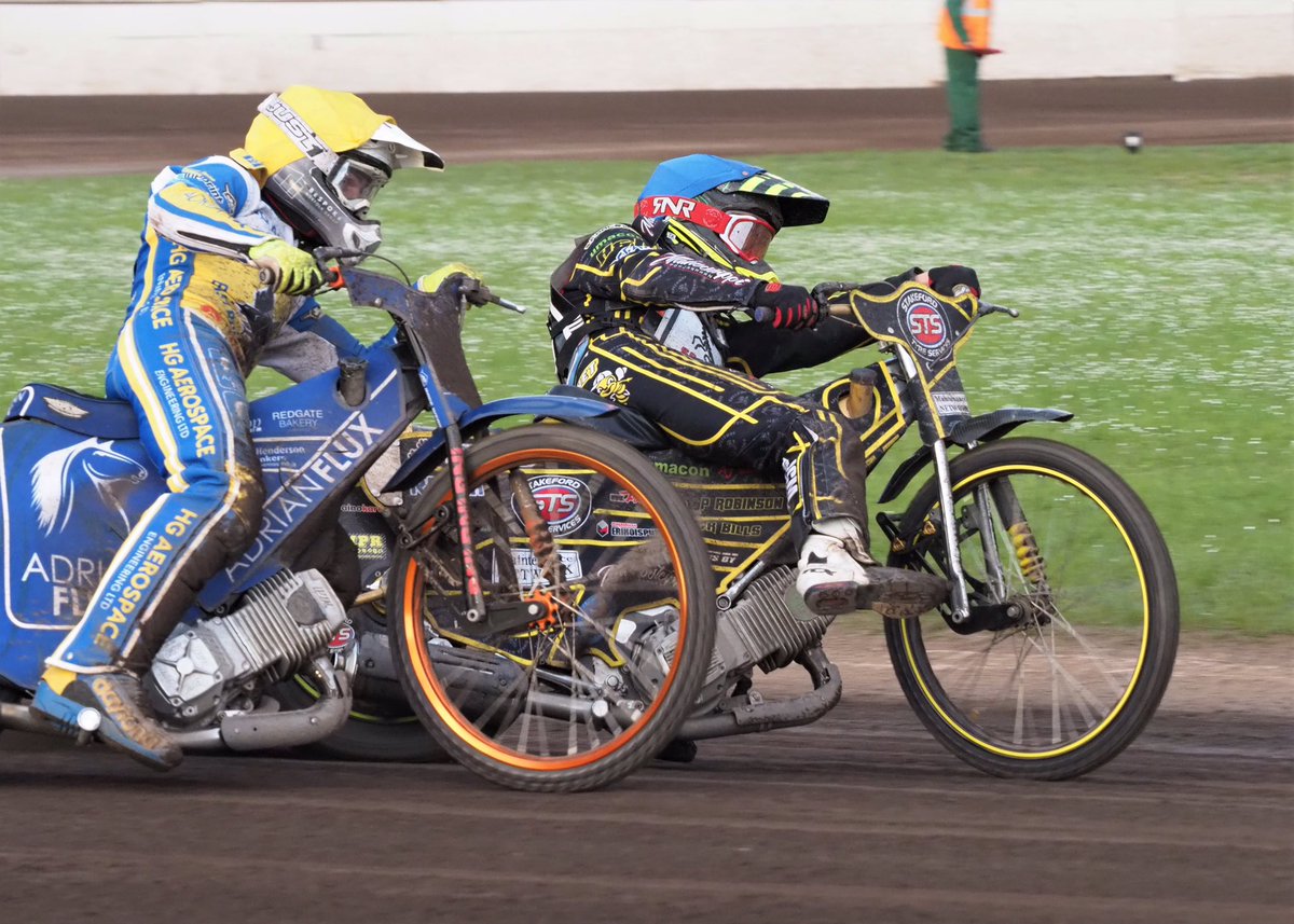 🏁 RESULT
🏟 Eddie Wright Raceway

⚫️⚪️  <a href="/SpeedwayScunny/">Scunthorpe Speedway</a> 49
🔵🟡 <a href="/eastbournespeed/">Eastbourne Eagles 🦅</a> 41

Jordan Palin scores a dozen for the Scorpions.

#️⃣ #britishspeedway🇬🇧
📸 Ian Rispin