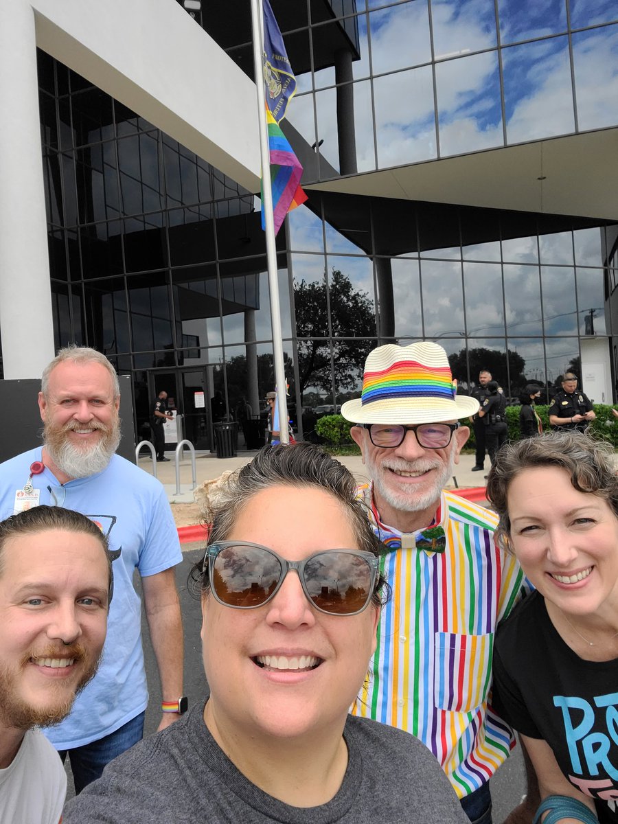 burbank_shelton's tweet photo. Happy #PrideMonth! Y'all means ALL at
@AustinISD!  #AISDpride 
#AISDproud https://t.co/pHn92eyYcf