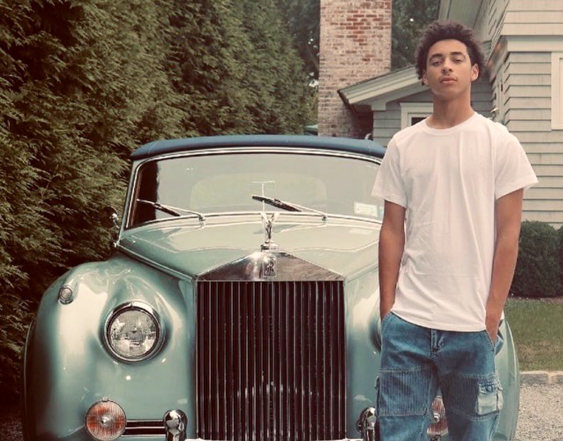 My sunshine ☀️ and his daddy’s classic rolls Royce. Vintage 1 of 160 in America 🥰😘