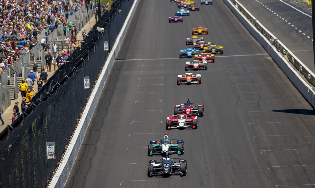 The only kind of rush hour we like 

📸 <a href="/ActionSports/">Action Sports</a> 

<a href="/rokit/">ROKiT</a> | <a href="/kitseyecare/">Kits</a> | #KLineInsulators 
#Indy500 | #INDYCAR