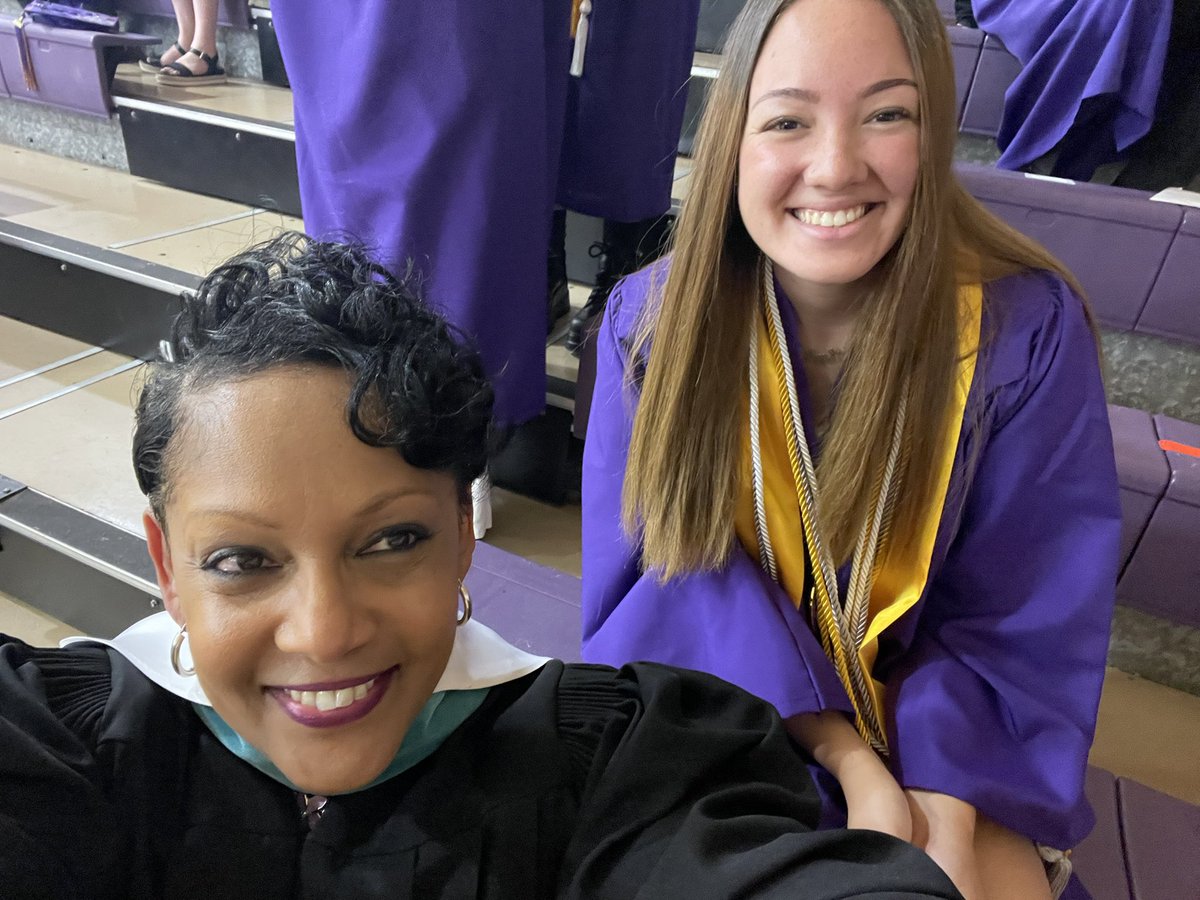 Congratulations Class of 2021! #ReynProud #(HS)2 Proud