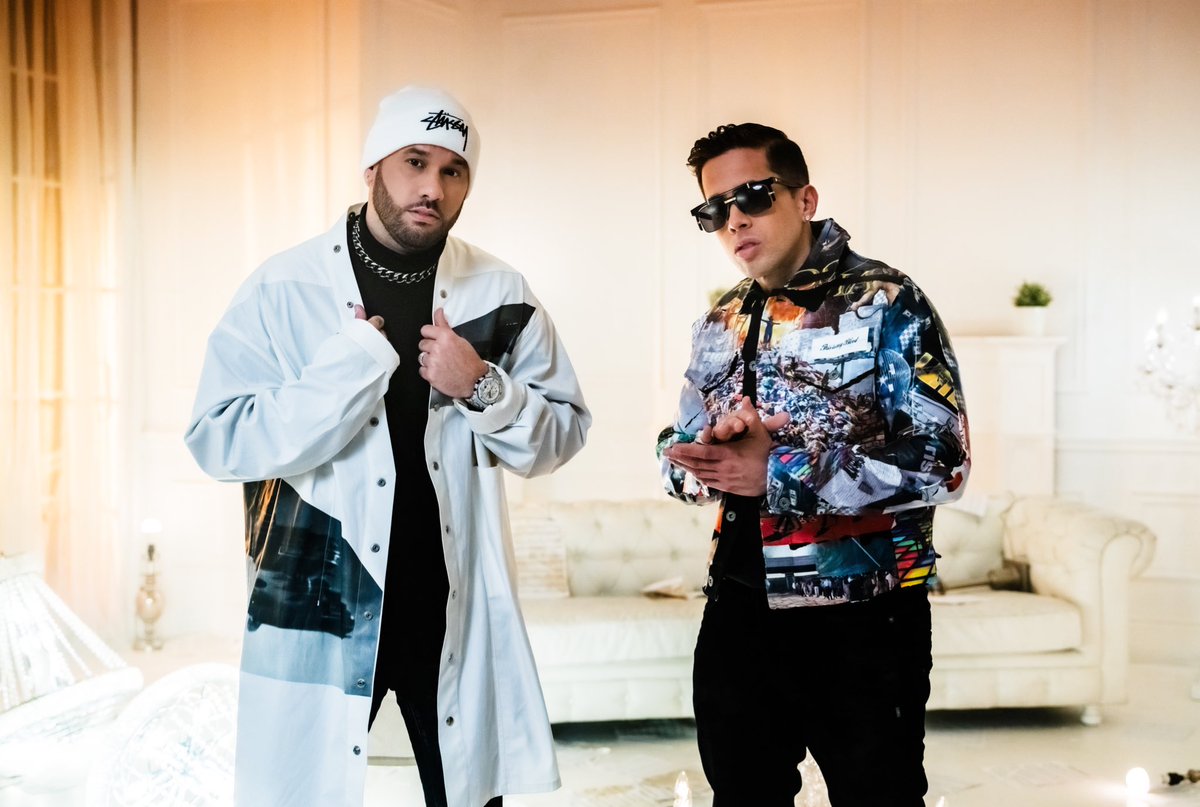 .<a href="/VALENTINOPR1/">VALENTINO</a> y <a href="/DeLaGhettoReal/">De La Ghetto</a> no ven la hora para #Llamarte y disfrutar el flow ardiente de su nuevo tema, ya disponible en <a href="/SpotifyMexico/">Spotify Mexico</a>. 📱❤
▶️ spoti.fi/3pt8IYX