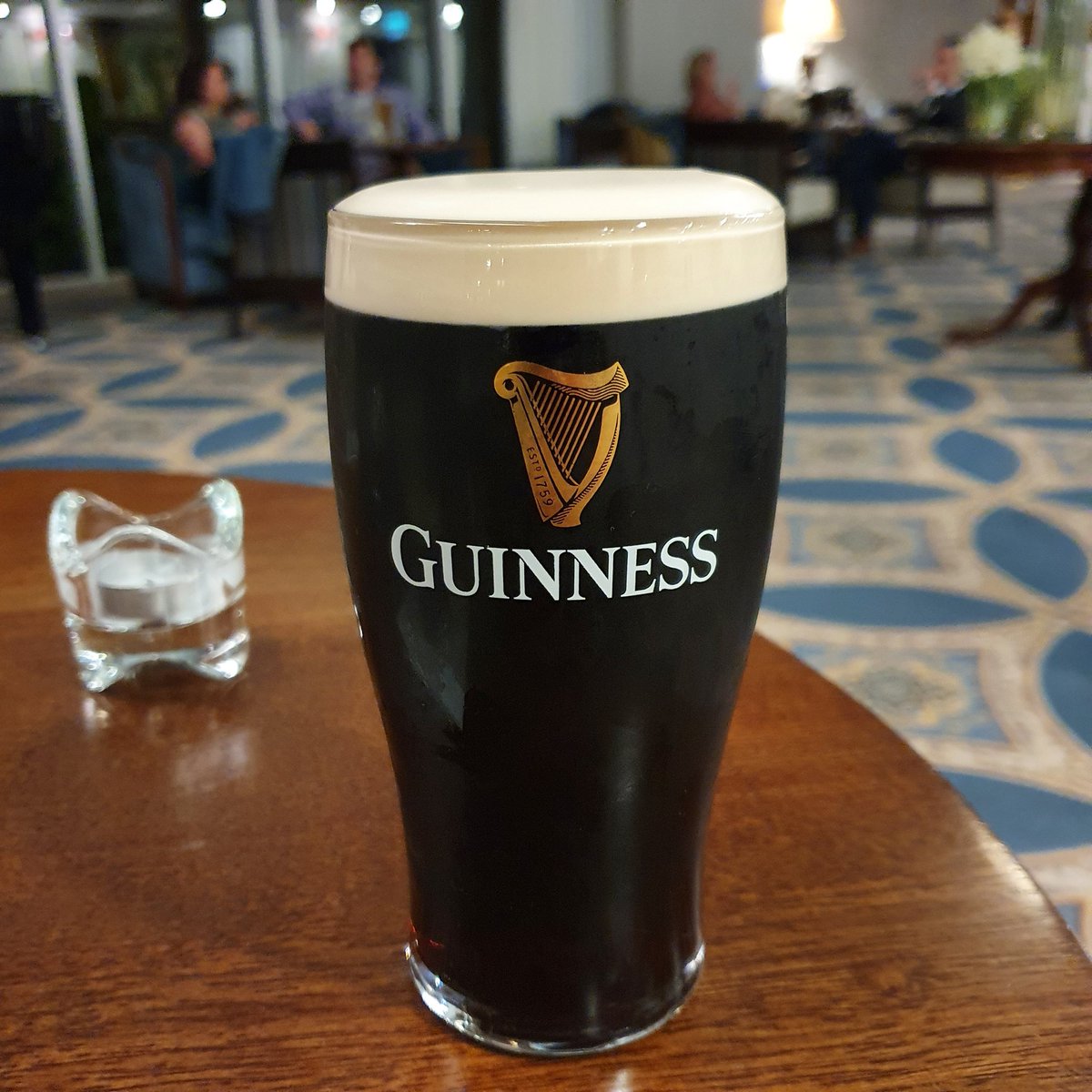 Gibo__90's tweet photo. 😍 #GuinnessTime https://t.co/xFEiGzEm5Q