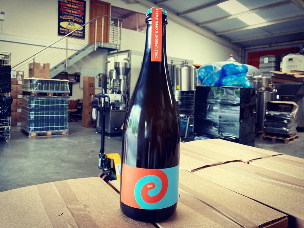 DYvineyards's tweet photo. Due for release next week...
Bottom.
Dunleavy Vineyards. Somerset.
Sparkling Wine of England.
#wine #englishwine #fizz #zerodosage #label #bristol #somerset #bottom #lowintervention #undisgorged #cloudywine https://t.co/SGXyNblzKa