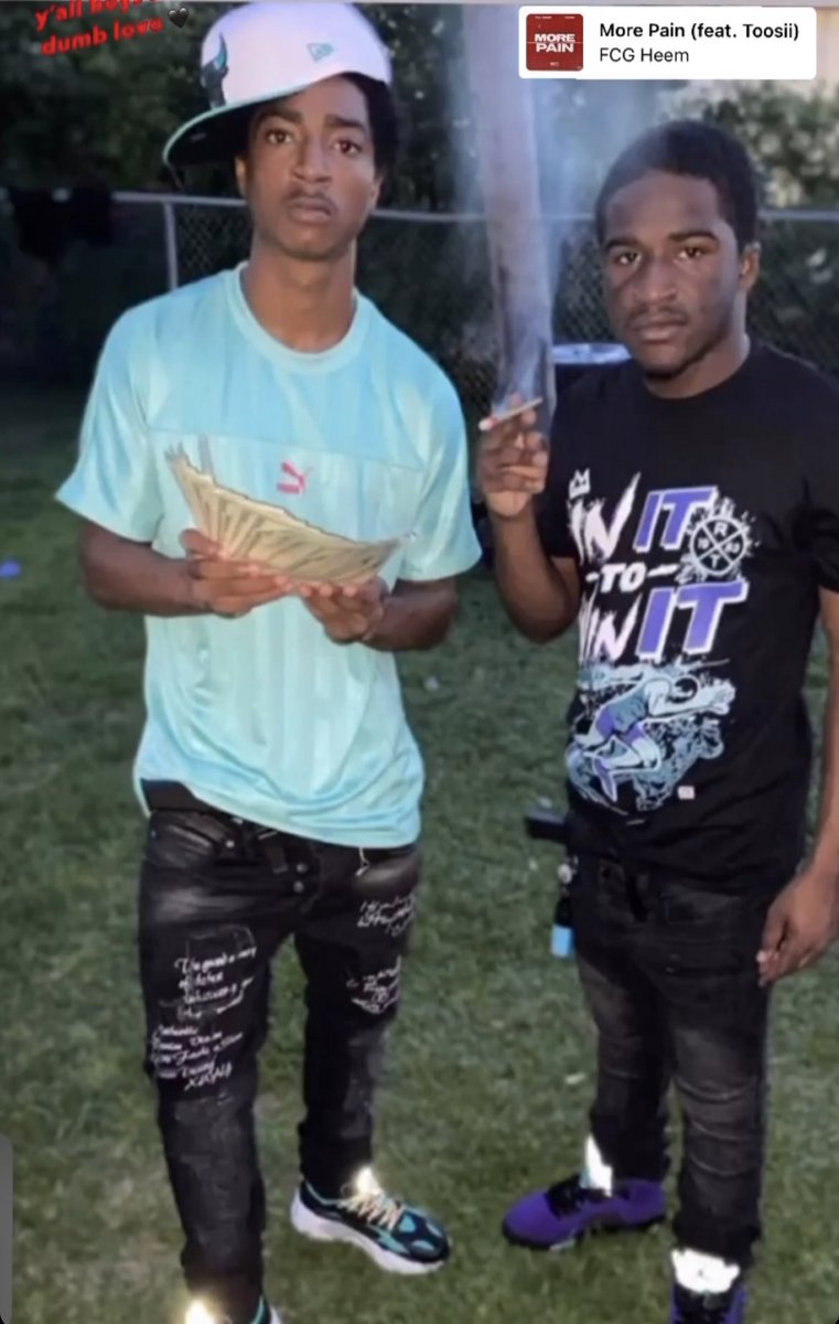NoFetti392's tweet photo. Lost both of my lil bruddas my heart forever BLEEDING 💔💔💔🤧 I Got Yall Forever #FREEDABLOCK  #LONGLIVEGMIAH 💜#LONGLIVEGMISTA 💜 https://t.co/vOzO7gveS1