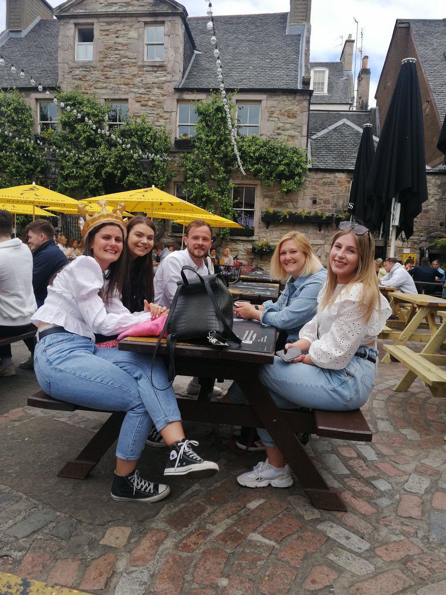 TearneyDean's tweet photo. Best day out to release all the pressure of term three. Absolute diamond dept, all on same page and all got each others back. #pe #departmentgoals #nearlythereqasqa https://t.co/Mzu0mu6mTt