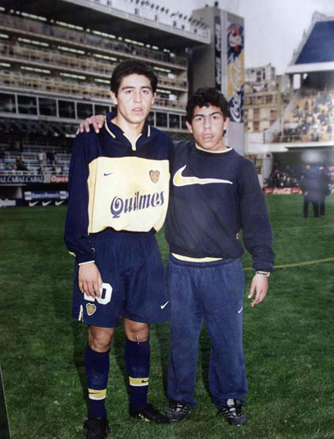 cauciello's tweet photo. Gigantes ��💛💙 https://t.co/YXk9LcOAOD