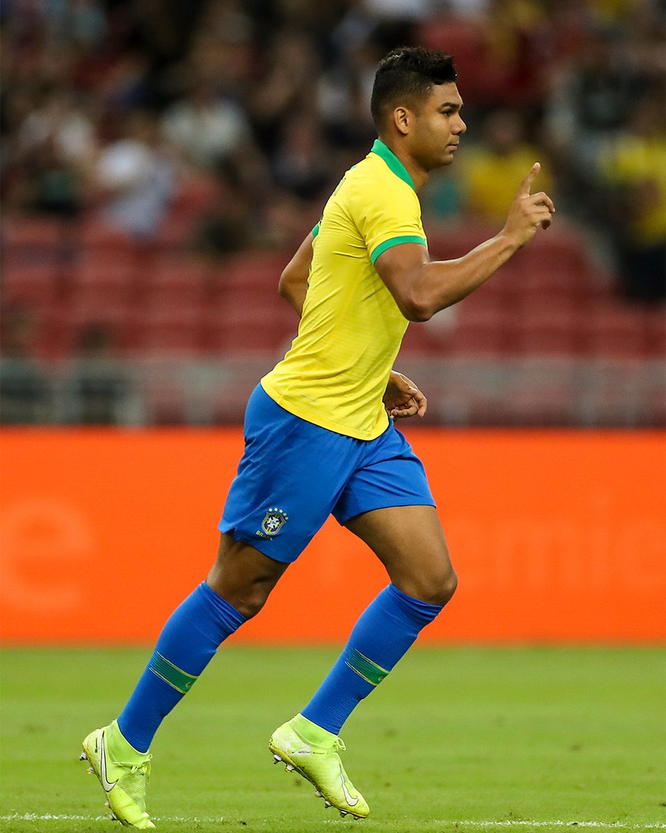 LosMadridistas_'s tweet photo. Ce soir match qualificatif pour #CDM2020
🇧🇷 Brésil 🆚Équateur🇪🇨 à 02:30 avec nos 3 madridista @Casemiro ,@edermilitao et @vinijr 👊 https://t.co/uiqWGwuZLx