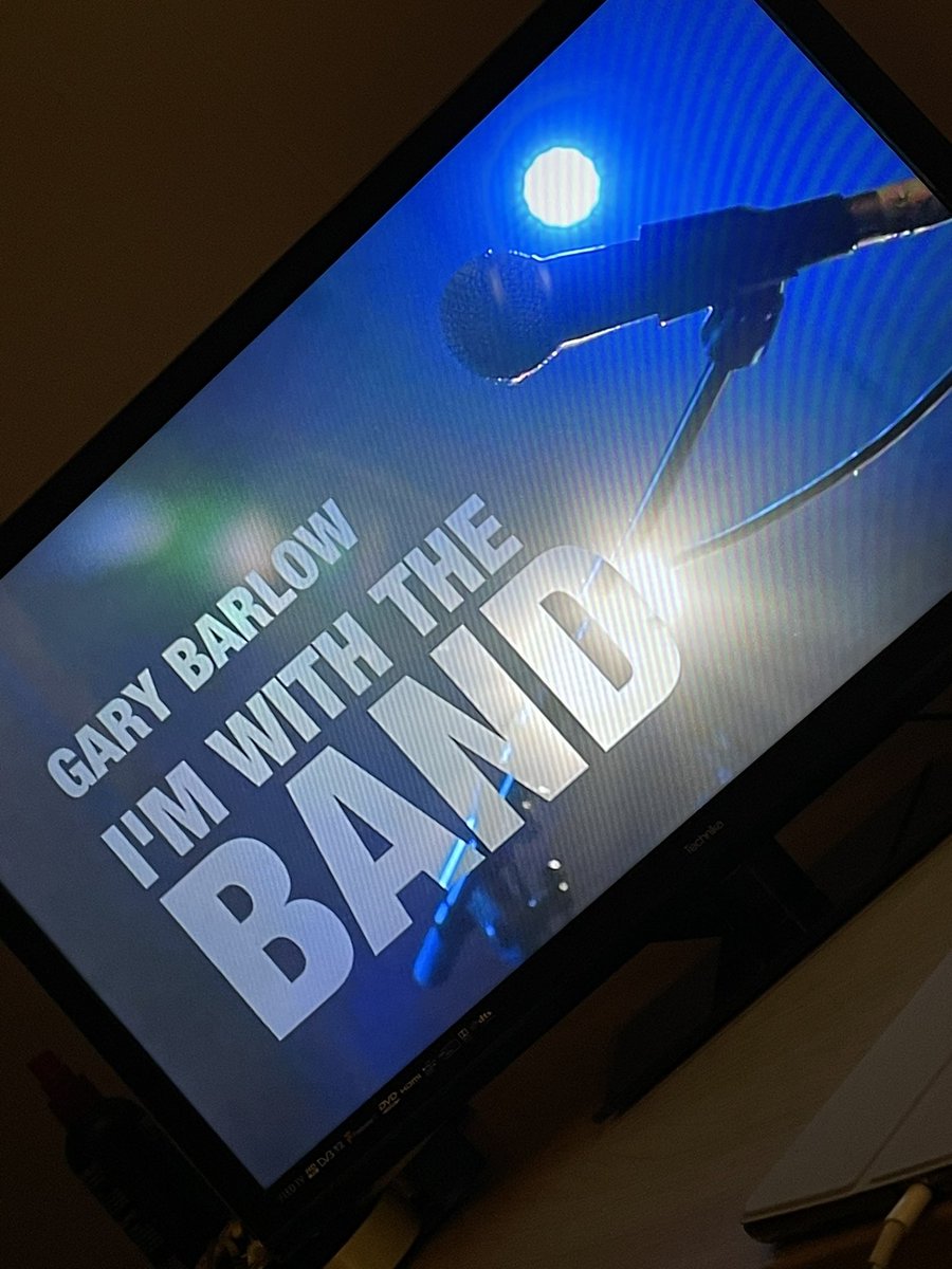 TheMissAliQ's tweet photo. @GaryBarlow @TomFletcher @JamesBayMusic @MicaParisSoul @DonavanHepburn @jamiecullum  @AnneMarie @CraigDavid #Sophie
👏🏼👏🏼👏🏼👏🏼👏🏼👏🏼👏🏼👏🏼#ImWithTheBand 
 
This show was something else! 🤩🙌🏼♥️ https://t.co/WHqg3JAQ3F