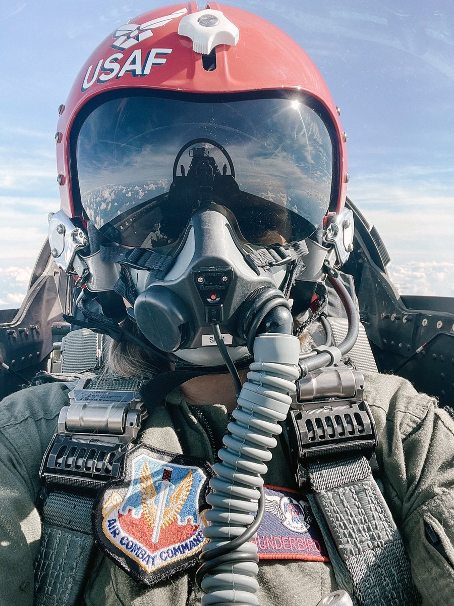 thanks for the insane ride, <a href="/AFThunderbirds/">Thunderbirds</a> 🚉