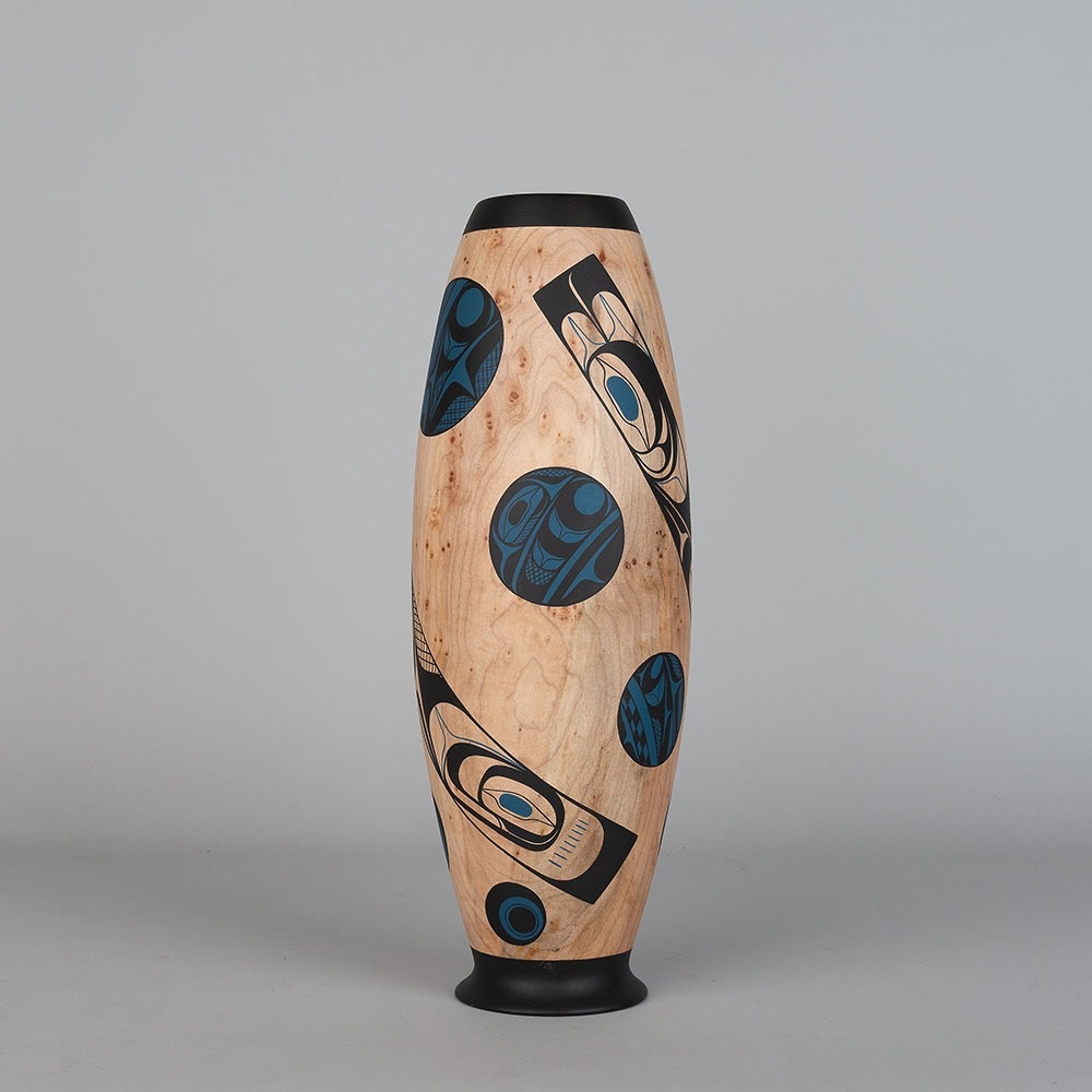 Rod Smith is most known for his detailed and elegant painting style. The painted design on this piece wraps all the way around the vessel.⁠
⁠
Cosmos Vessel by Rod Smith (Kwakwaka'wakw).
