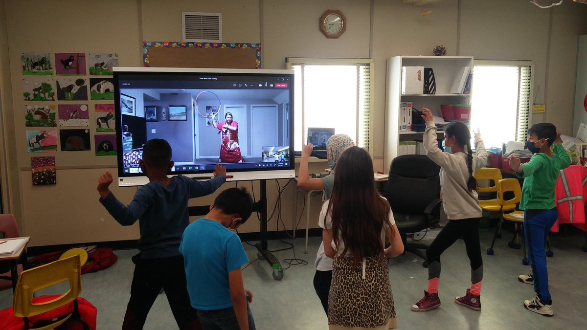flpanaitescu's tweet photo. Elder Shirley Hill thoughtfully immersing the learners in Indigenous culture through dance and music. #SuperCappy #Aplusforenergy https://t.co/RP7XavOWbK