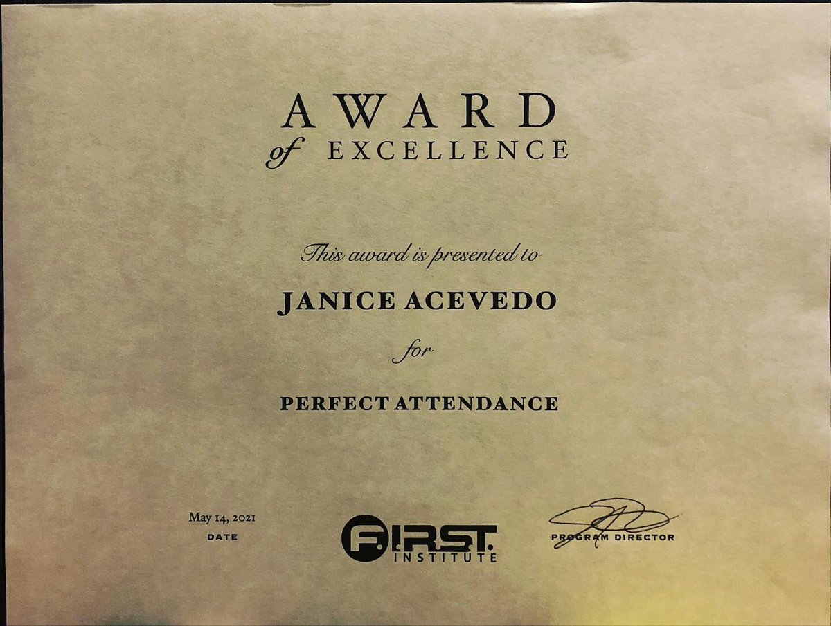 Janice_M_Audio's tweet image. LOOK WHO’S RECORDING ARTS DIPLOMA AND OTHER GRADUATION AWARDS FINALLY CAME IN!!! #recordingarts #grad #2021grad
