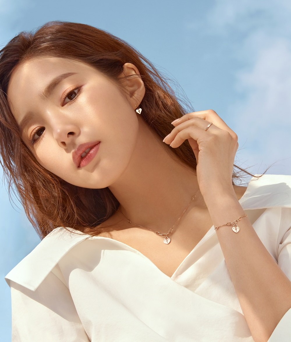 SekyungBrasil's tweet photo. [📸 ] - Atualização no naver official da Namoo actors com a Shin SeKyung. 🗣

[#] #ShinSeKyung #신세경 #ShinSaeKyeong #SeKyung https://t.co/hIx4y1ViCZ