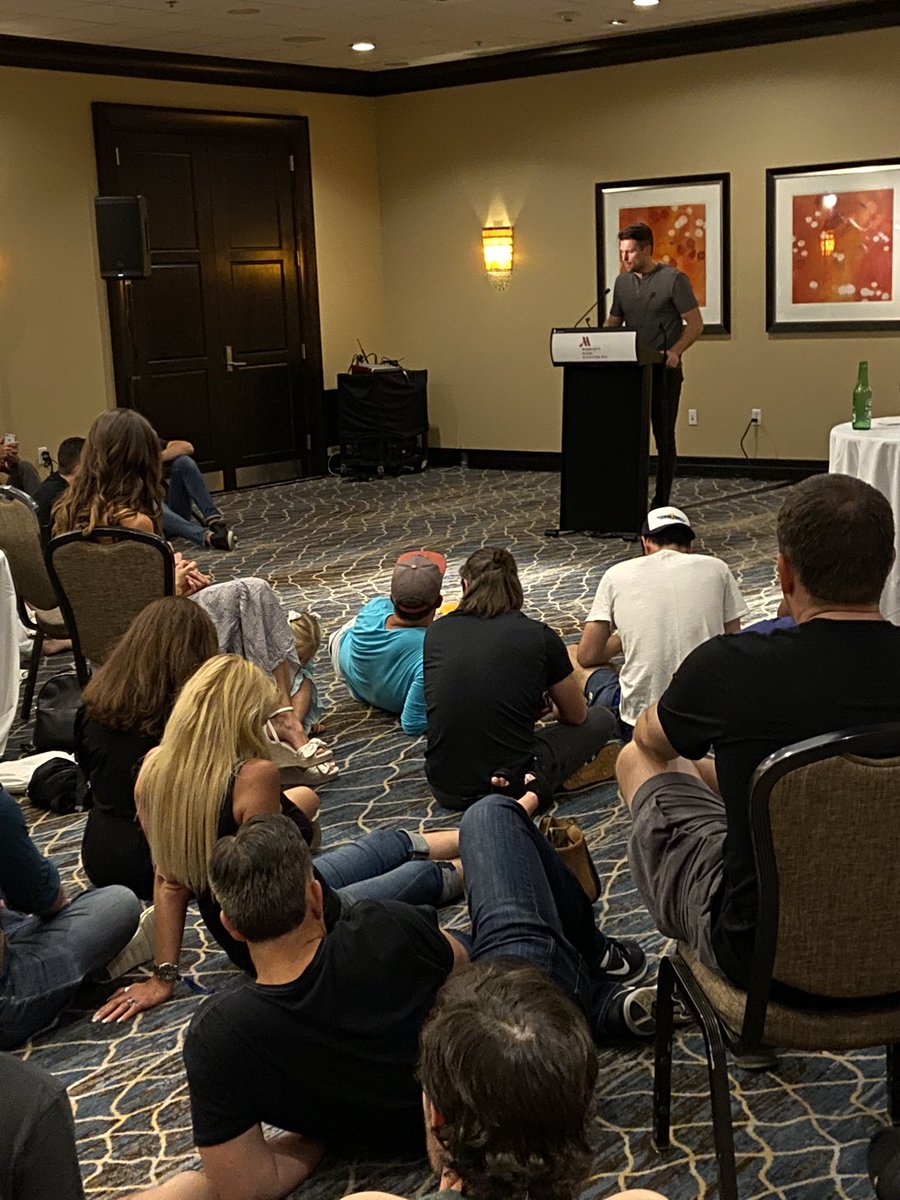 BitcoinTball's tweet photo. Absolutely amazing night tonight with @Breedlove22 giving a great intimate talk and Q&amp;A to a room full of #Bitcoiners. 

Hope everyone had a great time and learned something new. 

Brainchild of @epodrulz with help from #BitcoinEDU.   

Let’s. Fucking. Go. https://t.co/AsiescvY7y