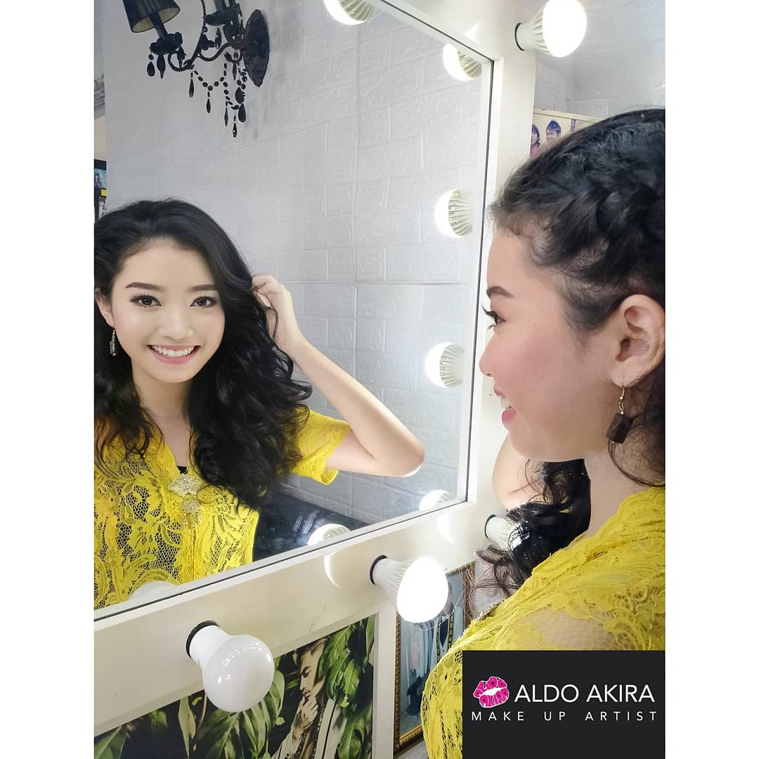 MAKEUP ARTIST tweet media