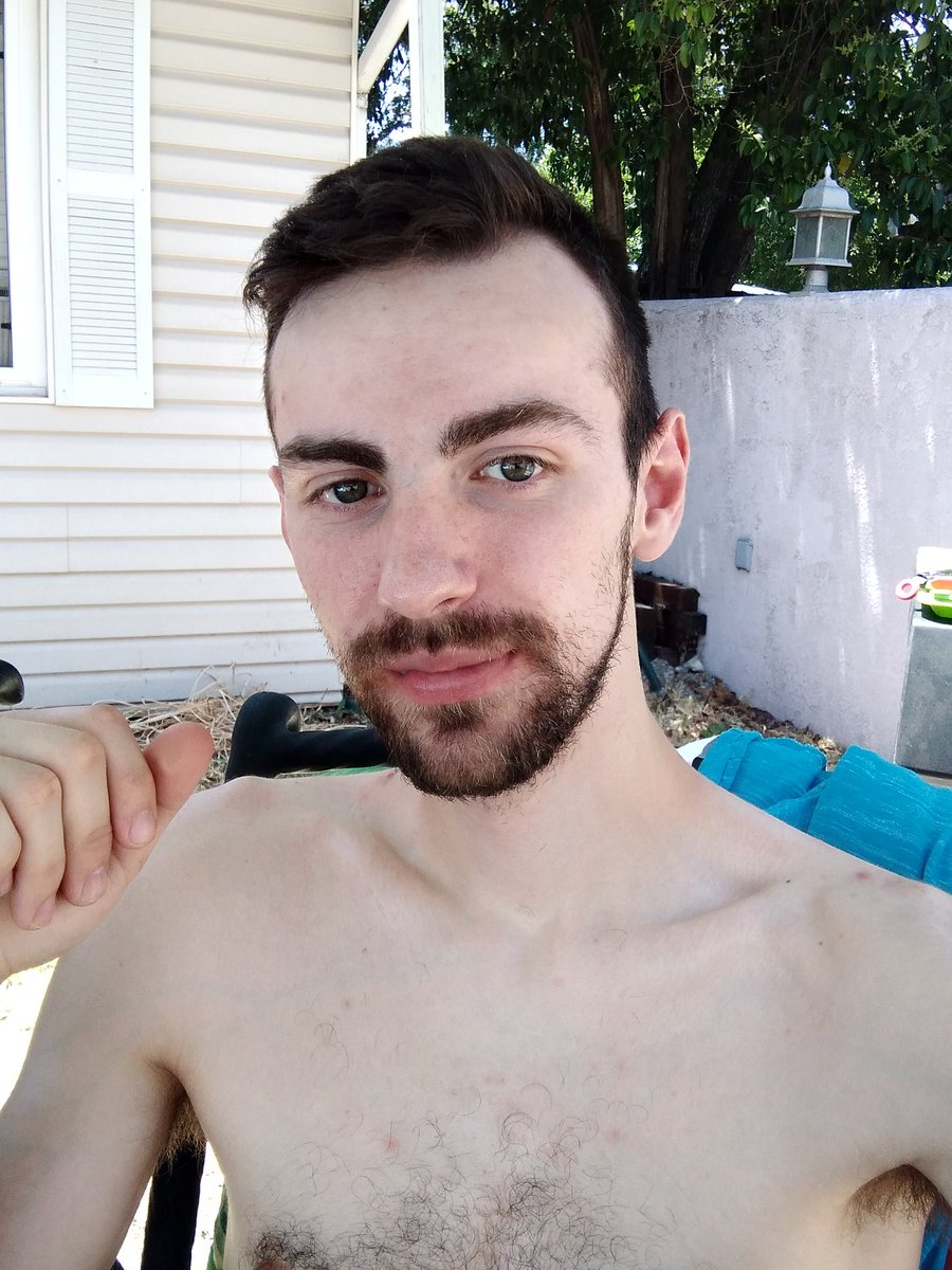 HuskyCyberWolf's tweet photo. Been a while since I've been on this account, but for those that are still following, life update + recent selfies https://t.co/kbz3yhRNYx