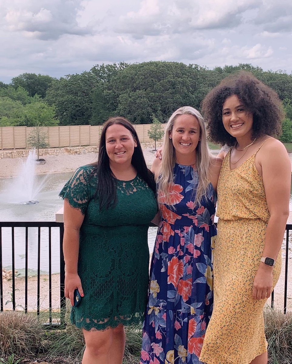 💗There are friends, there is family, and then there are friends that become family🤍