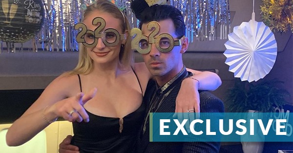 2020 was... not what we expected, and now that things are ~starting~ to return to normal, Joe Jonas and Sophie Turner are navigating a "new territory." eonli.ne/3pkGVdg