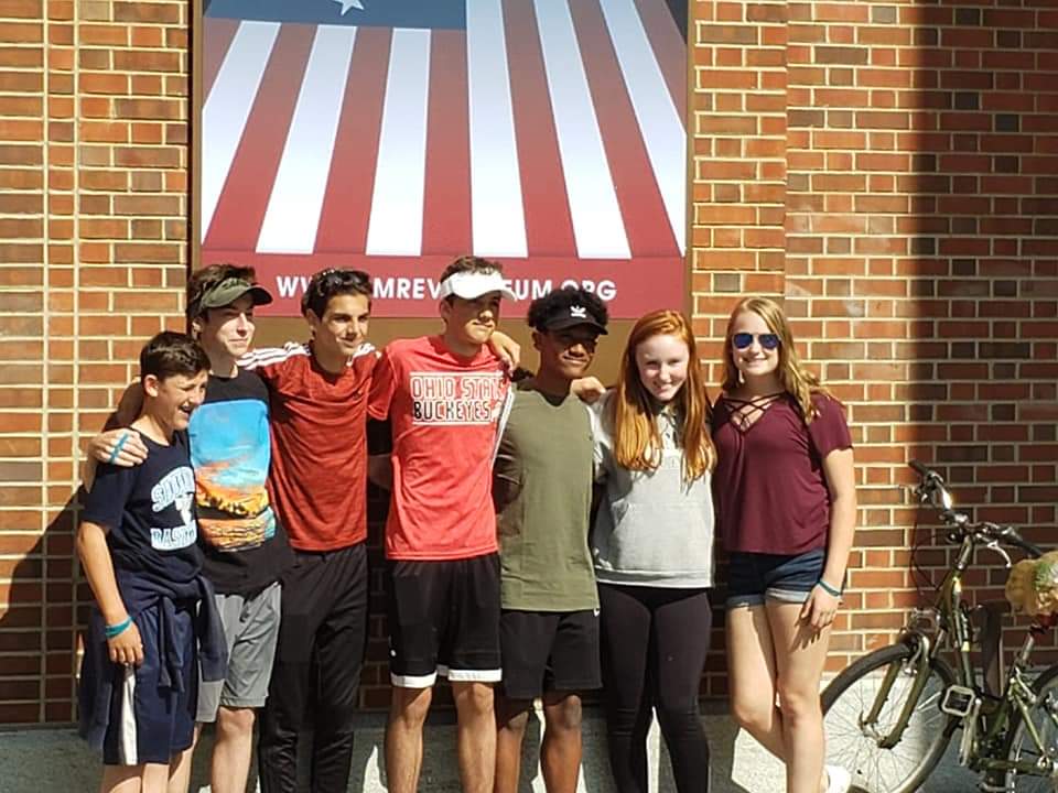DrWhalen3's tweet photo. #Throwback June 4, 2019...
#HMSDCTrip
#SeekonkHS #Classof2023 https://t.co/BQ01PiIZwe