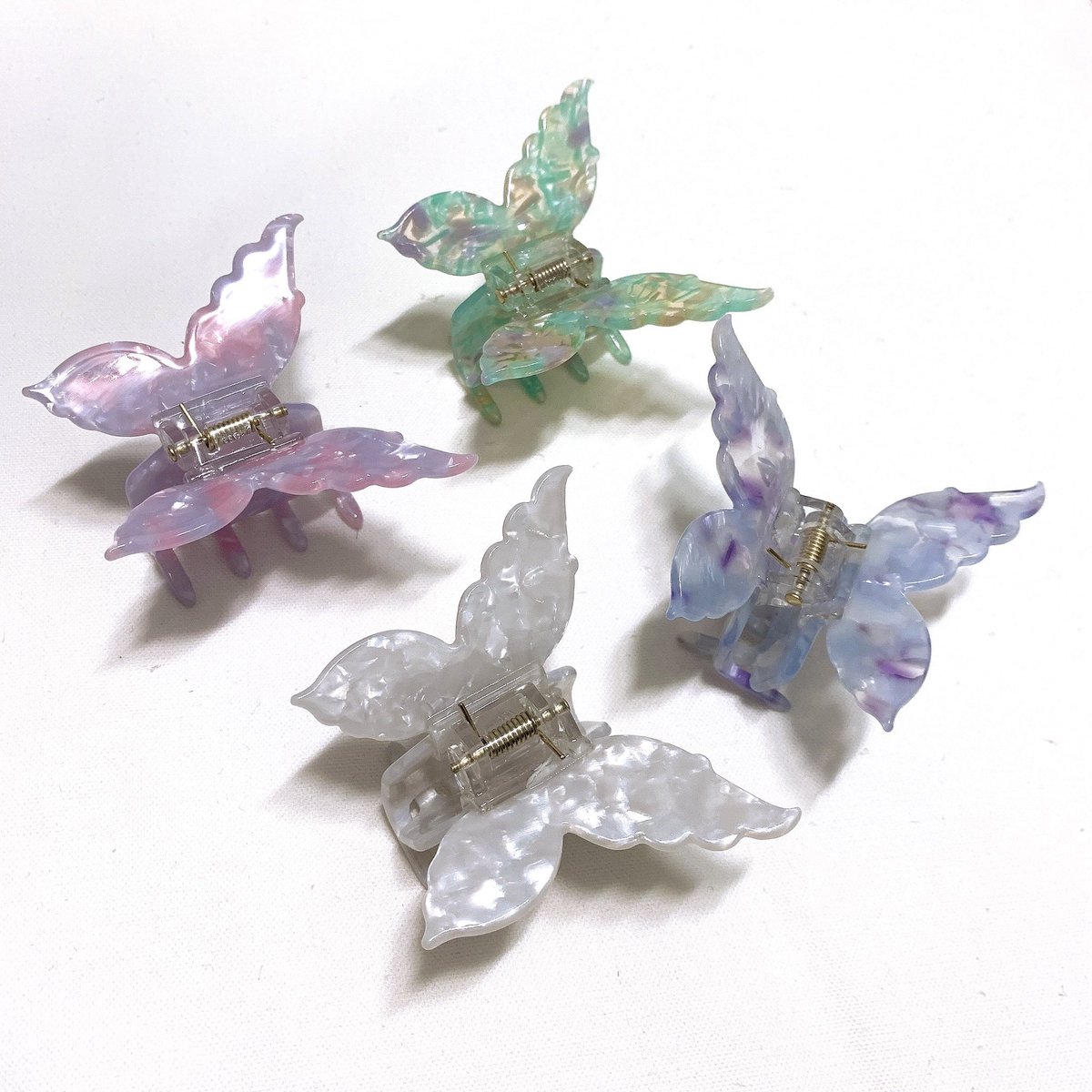 RT💜
💜마법소녀 플리마켓💜

✨동성로 디스퀘어광장 
✨6월 5일 토요일 12시~18시
✨입장료 무료

1년만에 마소플🥰
오랜만에 많은 분들을 뵐 생각에 
너무 설레어요🤍
예쁜 신상들을 많이 가져가요🤍
곧 만나요🤍🤍🤍