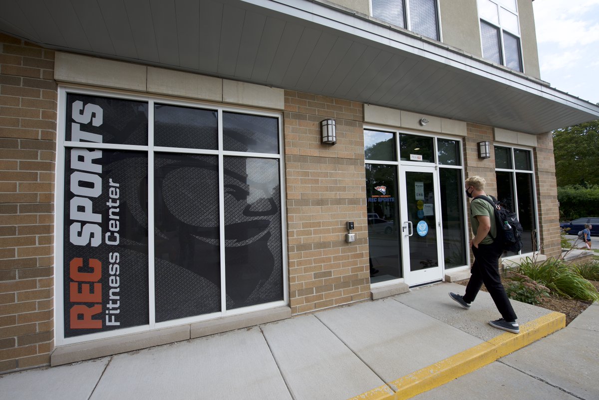 carrollu's tweet photo. Did you hear the good news? @Athleticbiz featured @carrollurec in their 2021 Architectural Showcase. The article truly embodies how Pioneers prioritize health, wellness, accessibility, inclusiveness, and innovation on campus. #GoPios #pioneering https://t.co/jt566wU6Zd https://t.co/VepcmIkUxC