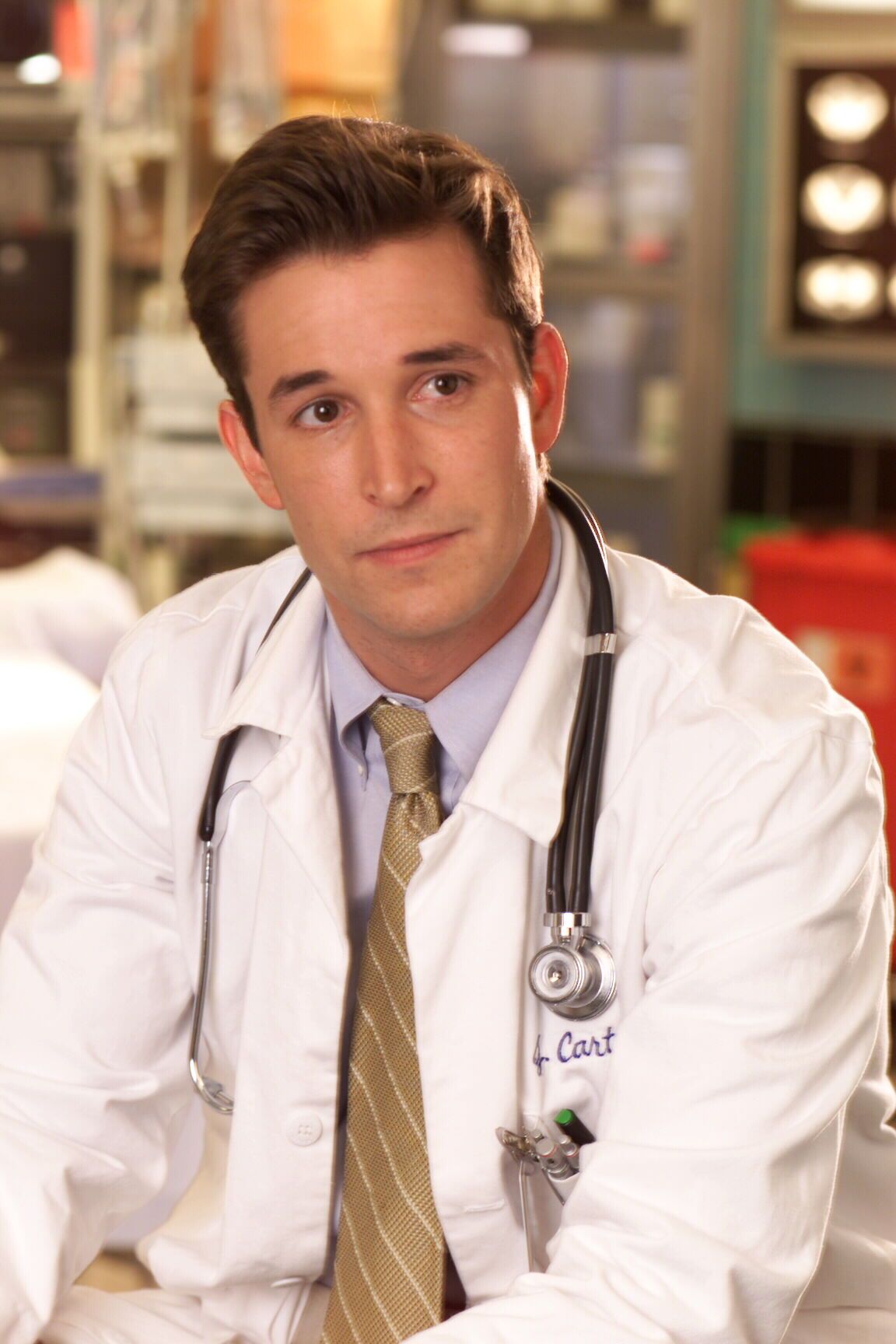 Happy birthday to the sweetest human in the world ! Noah Wyle   