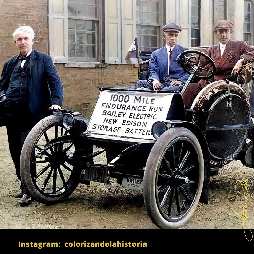 colorizandoHist's tweet photo. Auto eléctrico de Thomas Edison, este inventor logró que las baterías recargables de níquel hierro permitieran una mayor autonomía a los vehículos alimentados por electricidad. Estos coches superaban ya velocidades de 130 km/hora. https://t.co/aGAXaBIlTJ