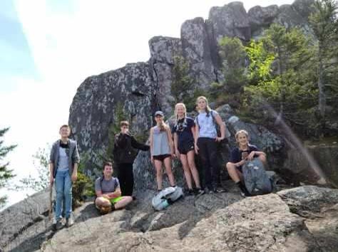 sedo_shorey's tweet photo. Congratulations to the @sedomocha 6th grade students who climbed Borestone once and the staff who did it twice!! Go team- @GoramTor, Mr. Levensalor, Mr. Dale, and the chaperones. #rockstars #borestone #outdooreducation #mainecommunityfoundation https://t.co/YpSqEXXzOi