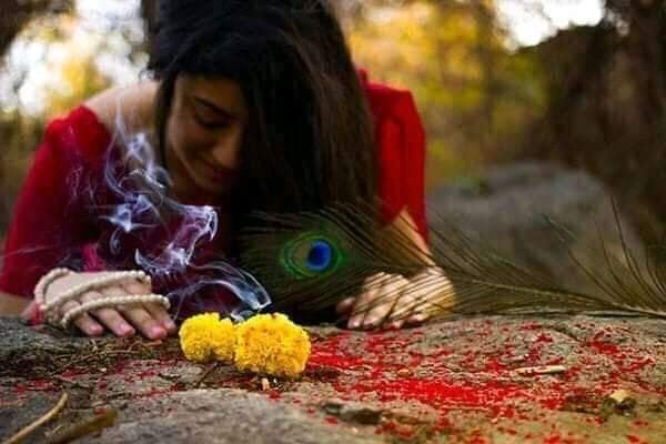 akm42561907's tweet photo. 🌿💕Tere charno ka dhul paaye jo kanha💕🌿

🌿💕Such kehti hu uski kismaat badal jaaye💕🌿

Hare...krishna❤❤

radhe Radhe😘😘 https://t.co/WeydxaTg42